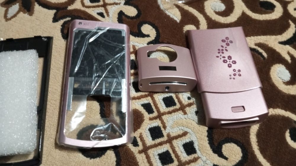 Корпус Nokia N72  без клавиатуры.Новый.