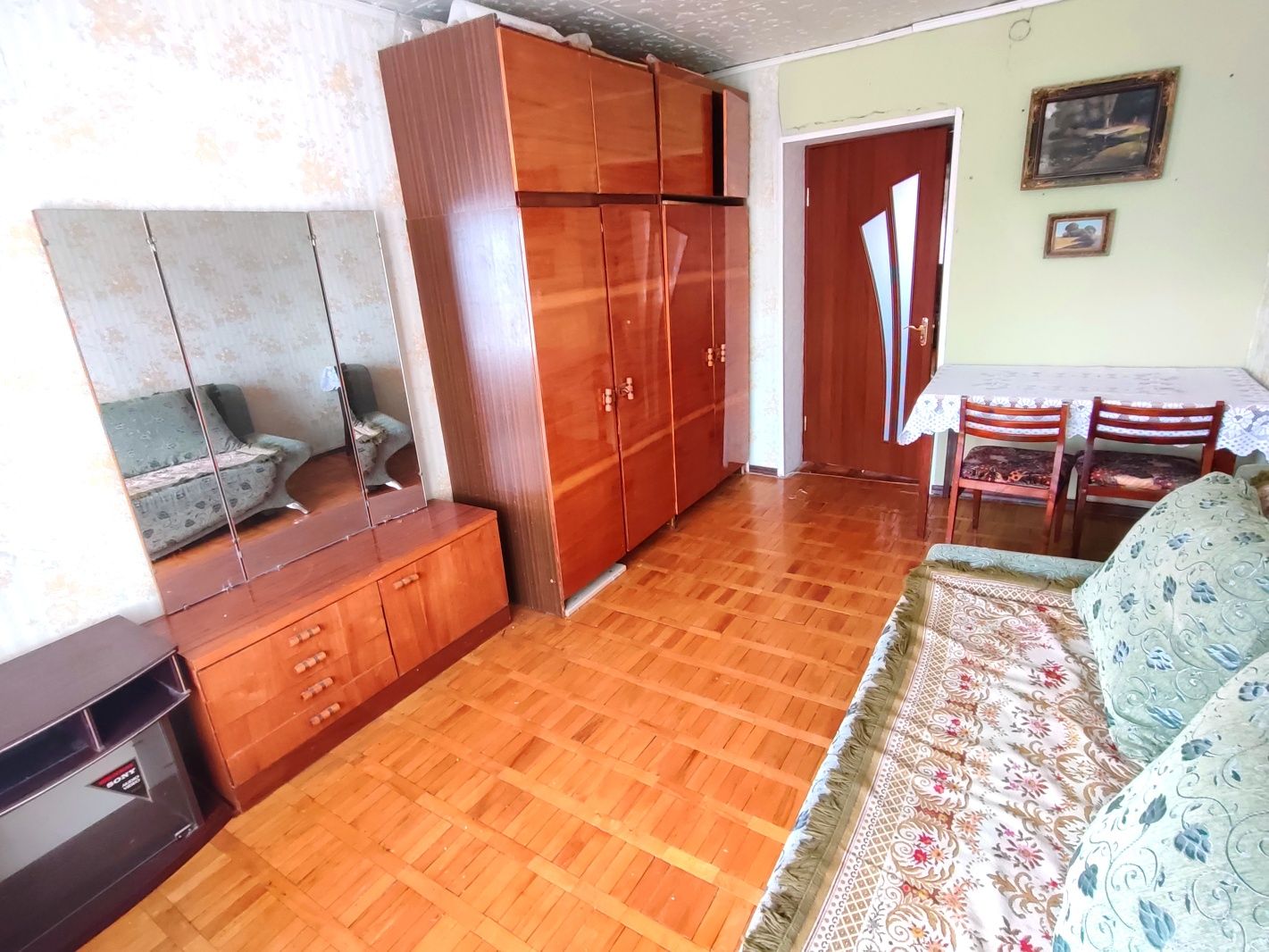 Продаж 3к на Слов'янці!
