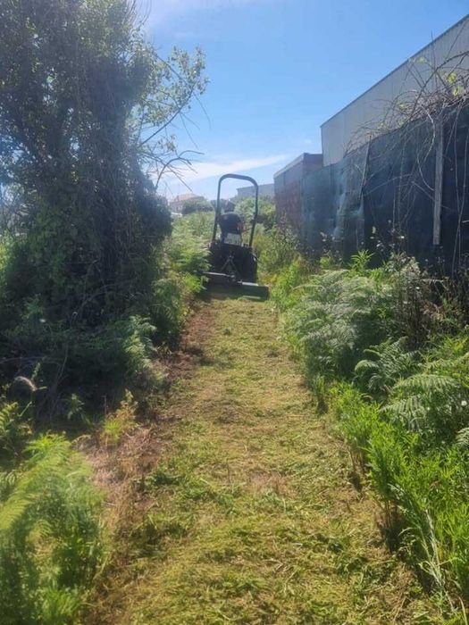 Triturador de Martelos de 95 cm para mini trator - Novo