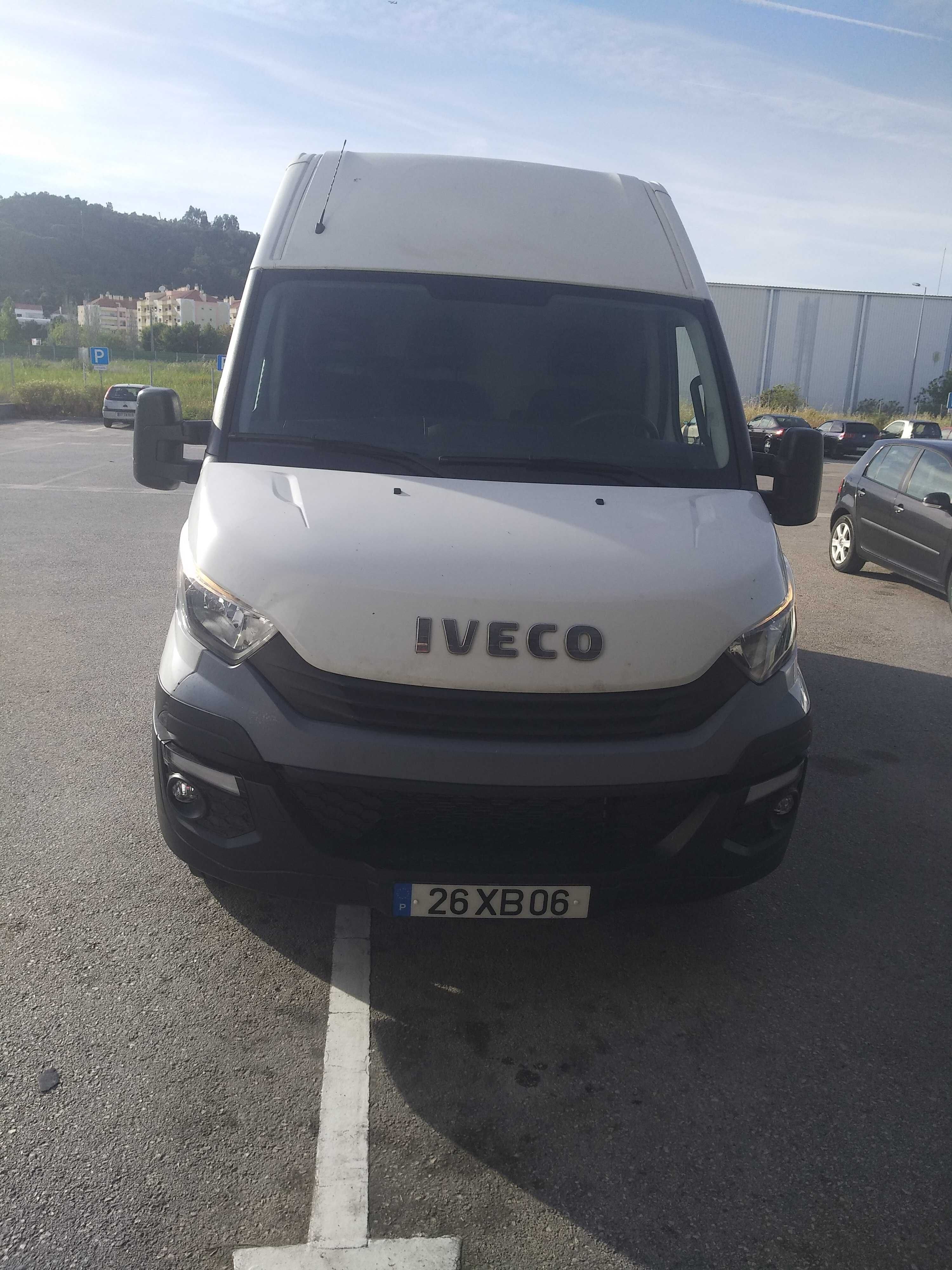 Iveco 35.C15 furgão roda dupla 12m3 - 2019