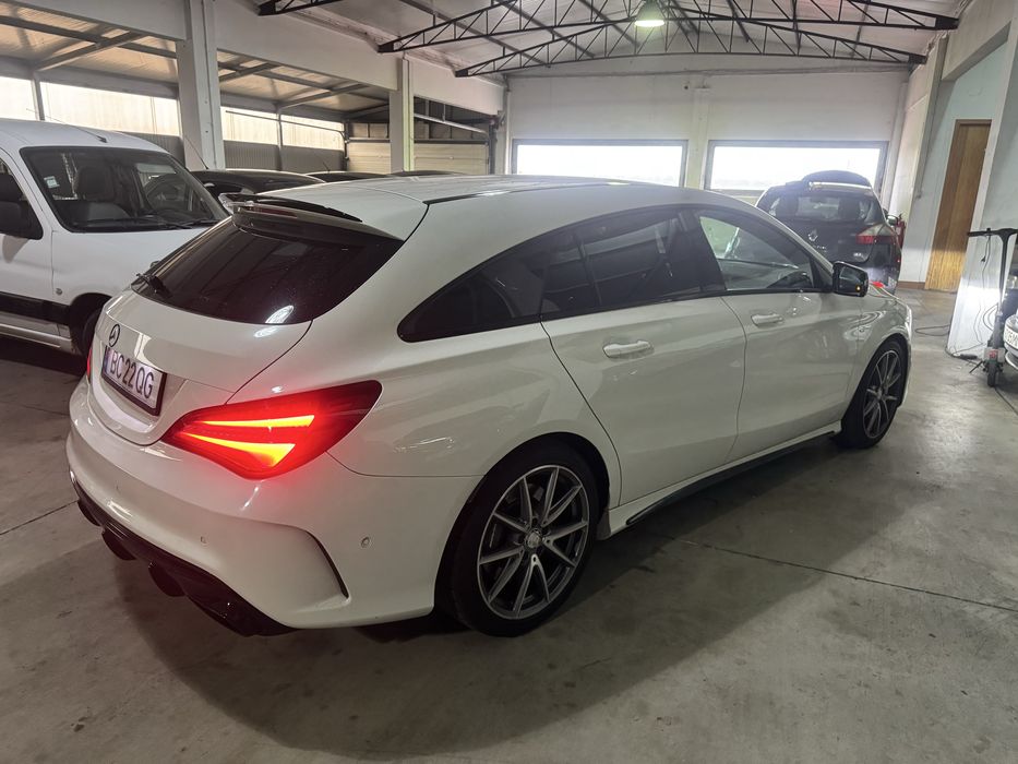Mercedes CLA45 AMG 380CV