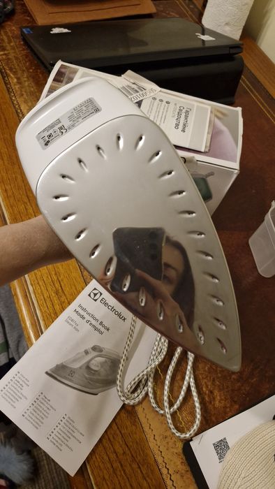 Праска Electrolux EDB1720