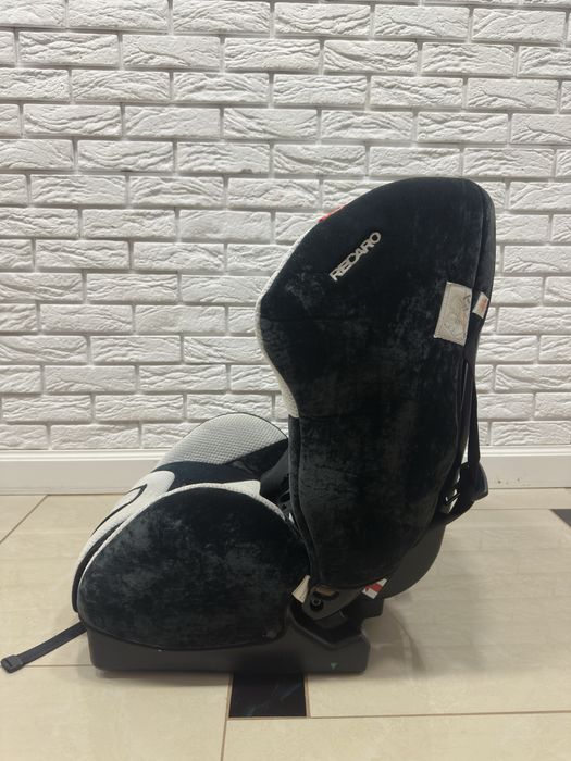 Дитяче автокрісло