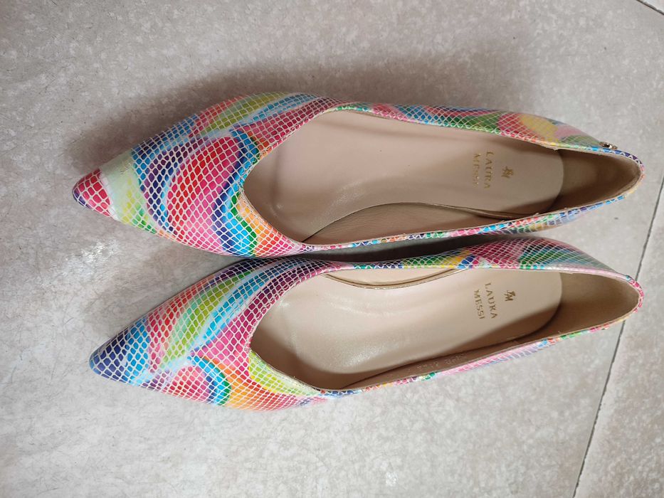 Vários sapatos número 41