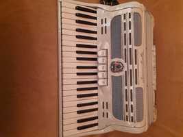 Akordeon  Accordiola  Aida 120 basów