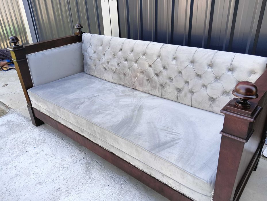 Kanapa sofa antyk po renowacji