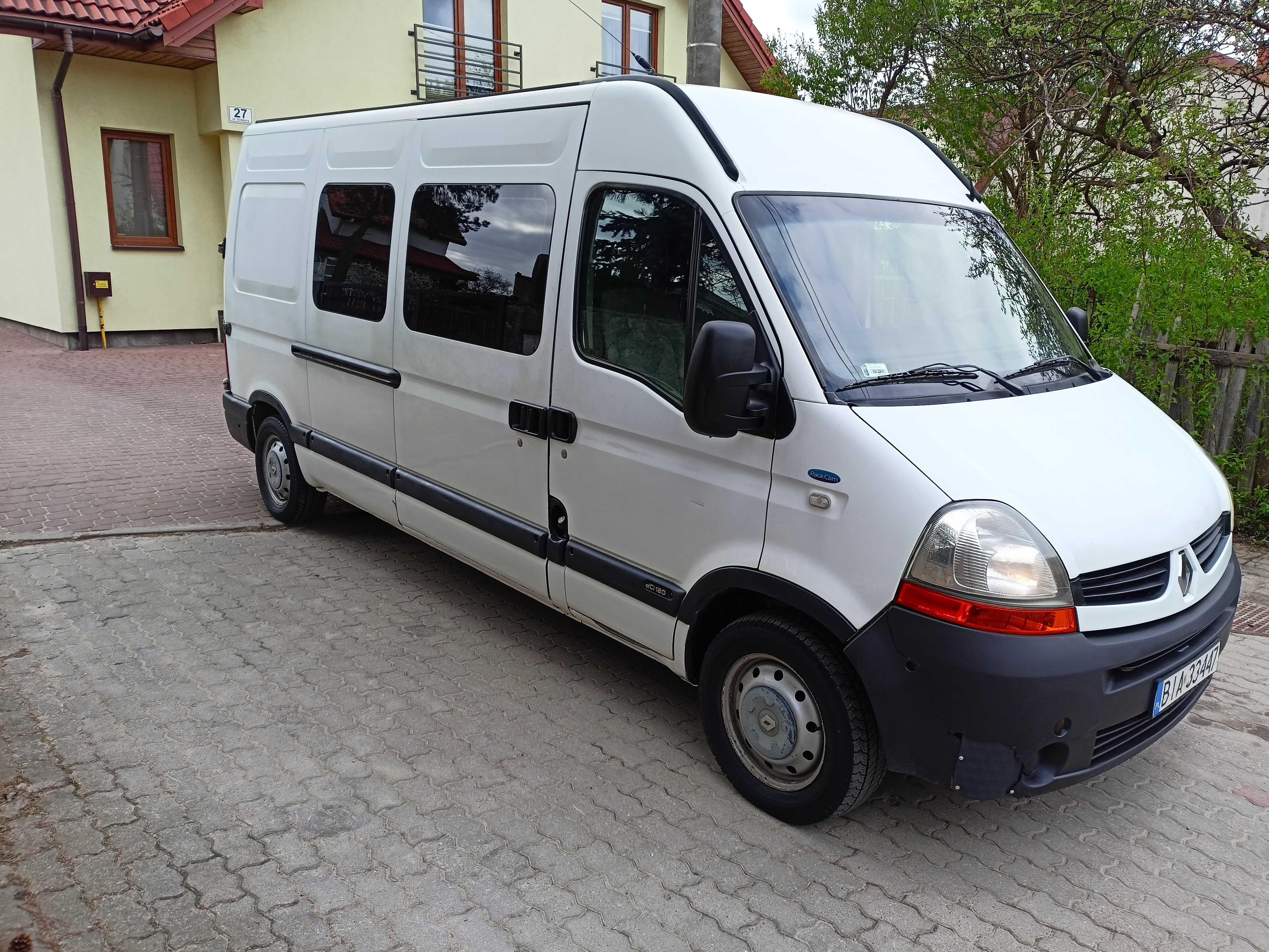 Renault Master 9 osób