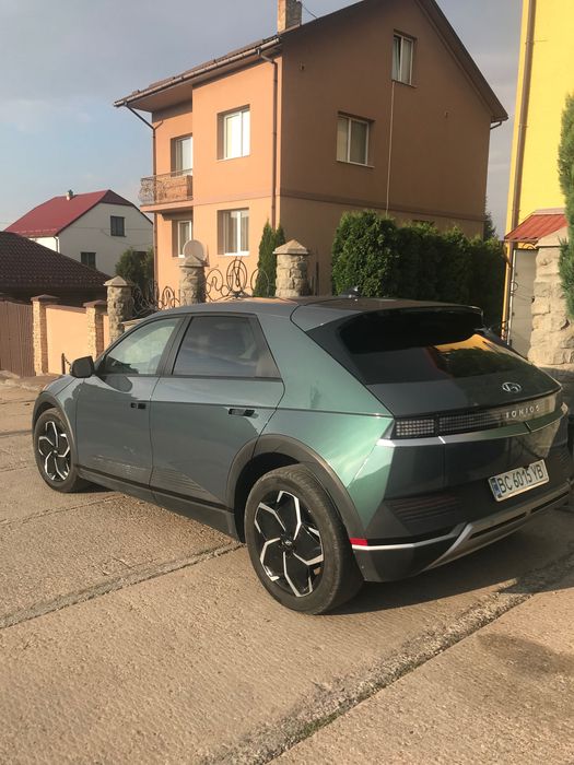 Автомобіль Hyundai Ioniq 5