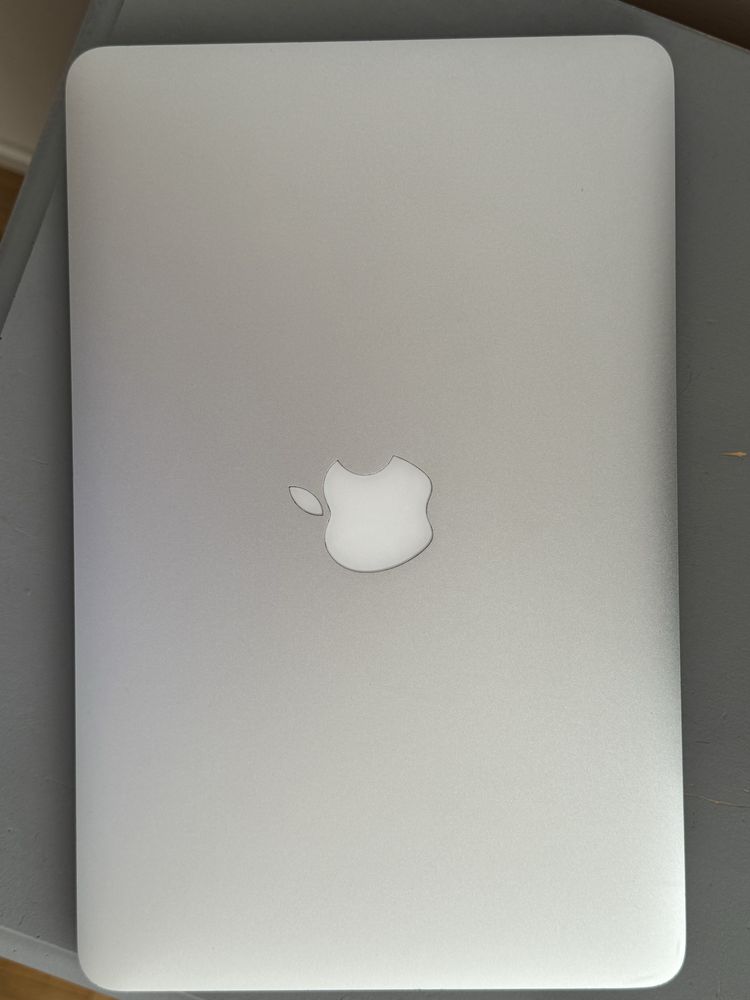 MacBook Air Szary