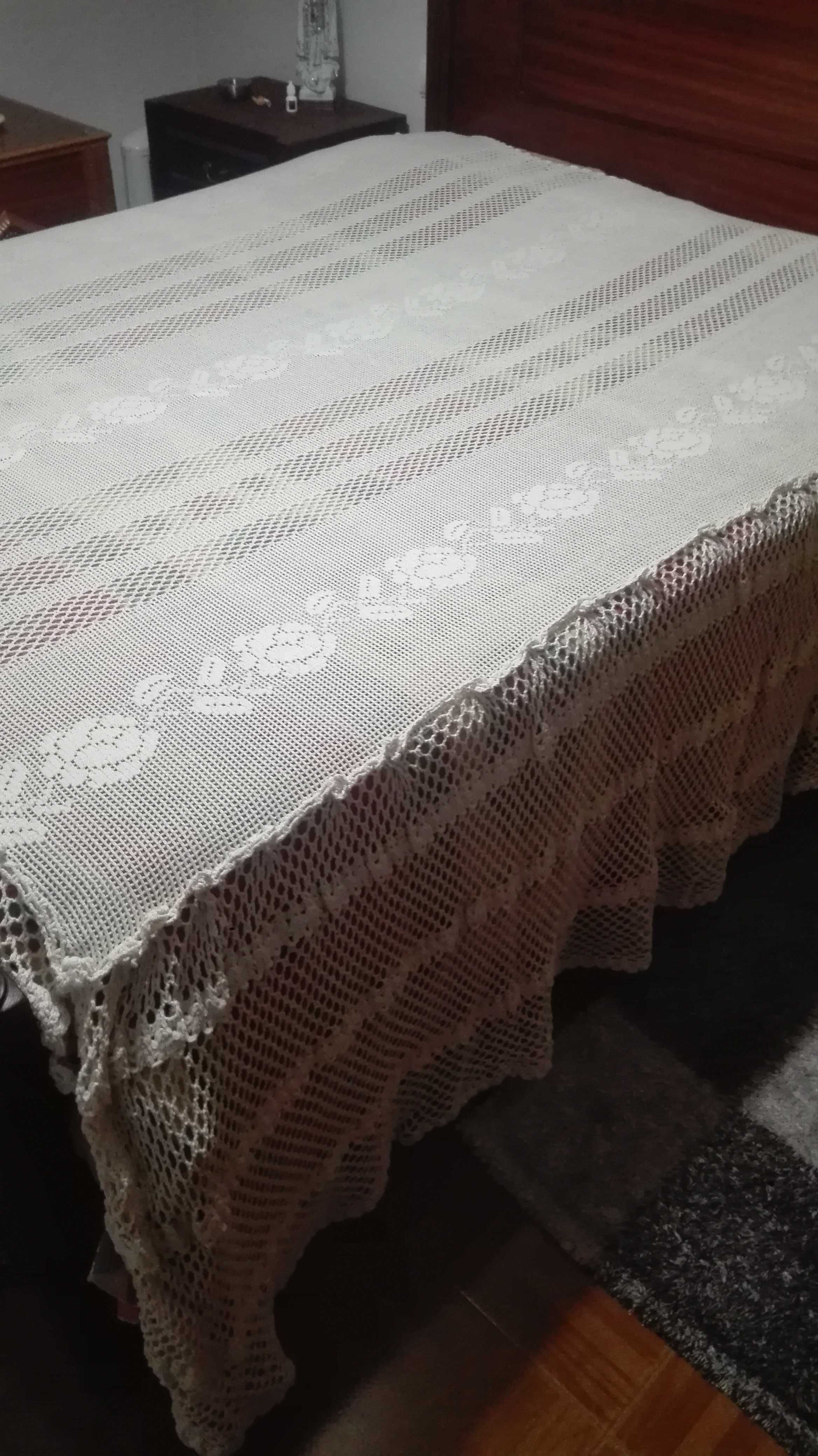 Coberta de cama em crochê