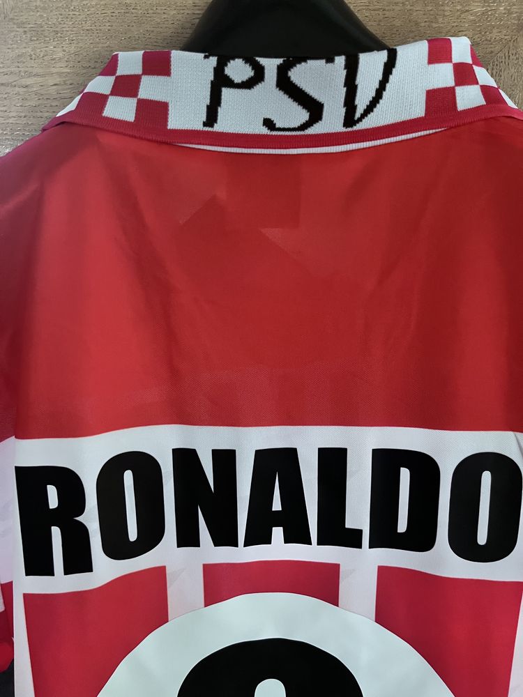 Koszulka PSV Eindhoven 1994/95 Ronaldo #9 – The Rise of Fenômeno