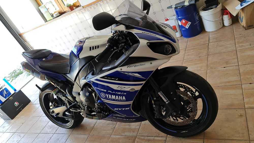 Yamaha YZF R1 crossplane