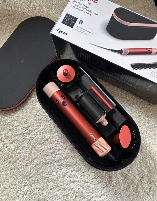 Надзвичайно якісний Dyson HS08 Straight & Wavy strawberry bronze