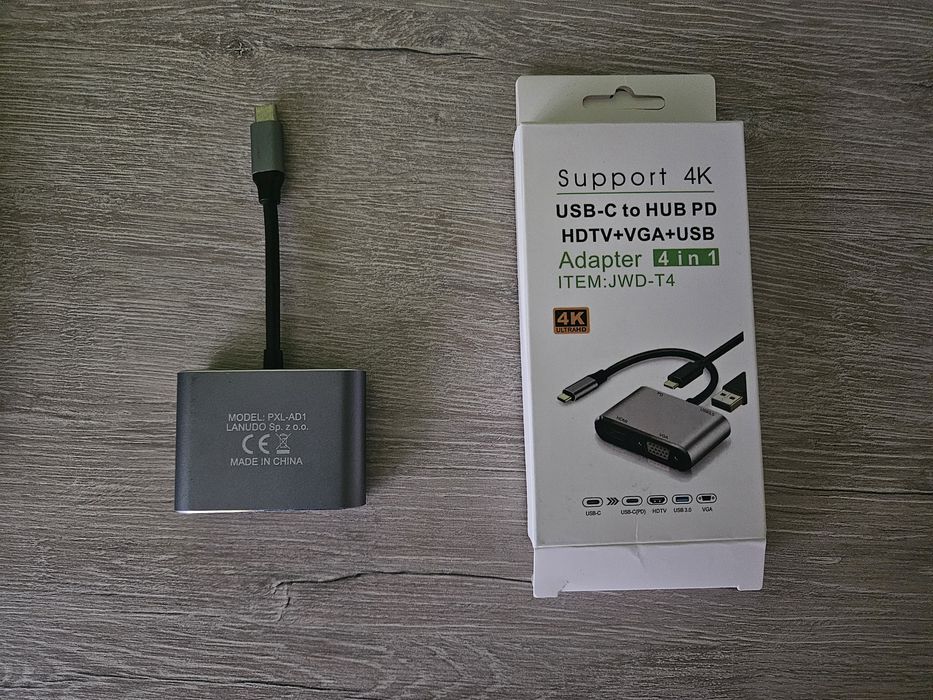 Adapter przejściówka z usb-c na hdmi, VGA, USB