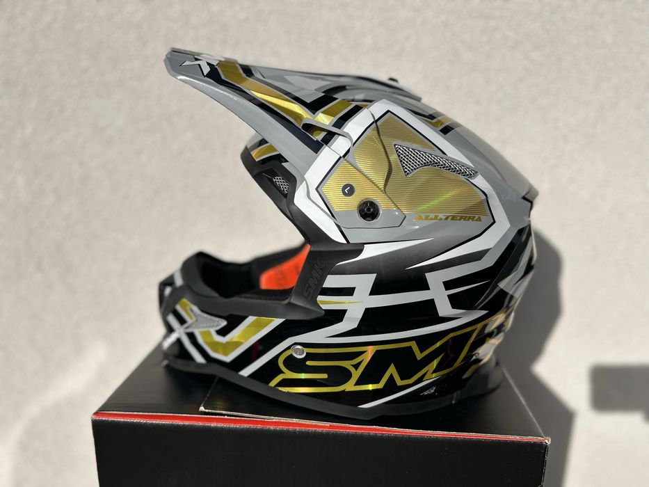 Kask motocyklowy cross HULAJNOGA quad SMK ALLTERRA rozmiar M 57cm