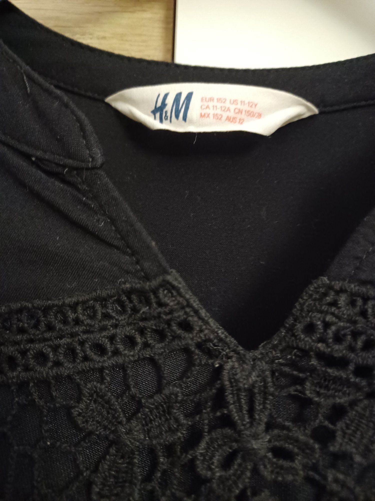 Czarna bluzka z długim rękawem dla dziewczynki H&M rozmiar 152