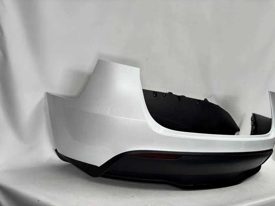 Бампер задній комплектний без парктроніків Tesla Model Y 2023 PPSW