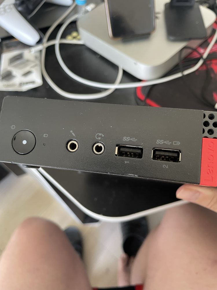 Неттоп Lenovo ThinkCenter M710q. I5-7500T/8GB DDR4/NVMe 256GB