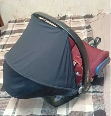 Автокрісло MAXI-COSI Pebble Pro (Essential Red)