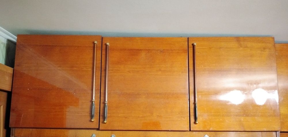 Тумба, тумбочка, антресоль