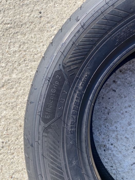215/65/16 Goodyear Efficient Grip 2  2024