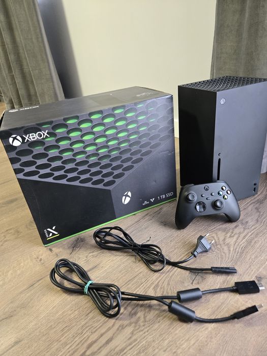 Консоль XBOX SERIES X на 1 tb, є коробка
Стан ідеальний
