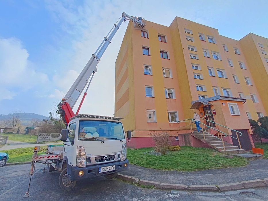 Wynajem podnośników koszowych 16m - 32m, żurawi samojezdnych 35t i 50t
