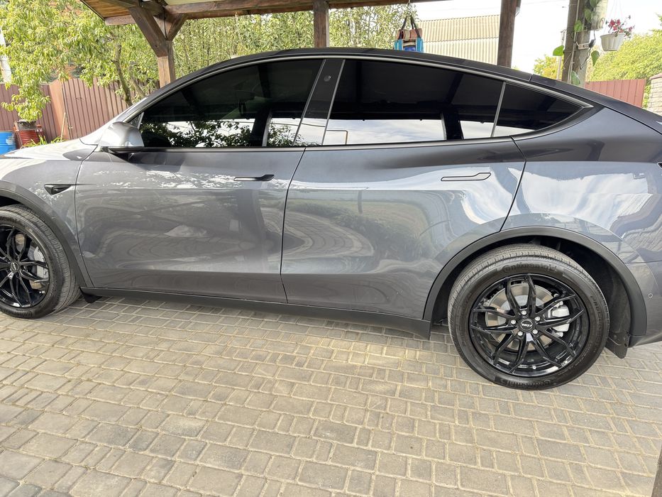 Tesla Y 2021р. Dual motor 82квт