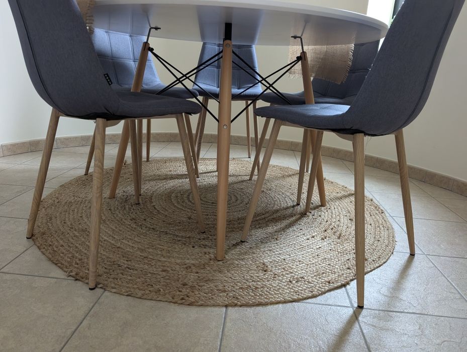 Conjunto mesa redonda + cadeiras