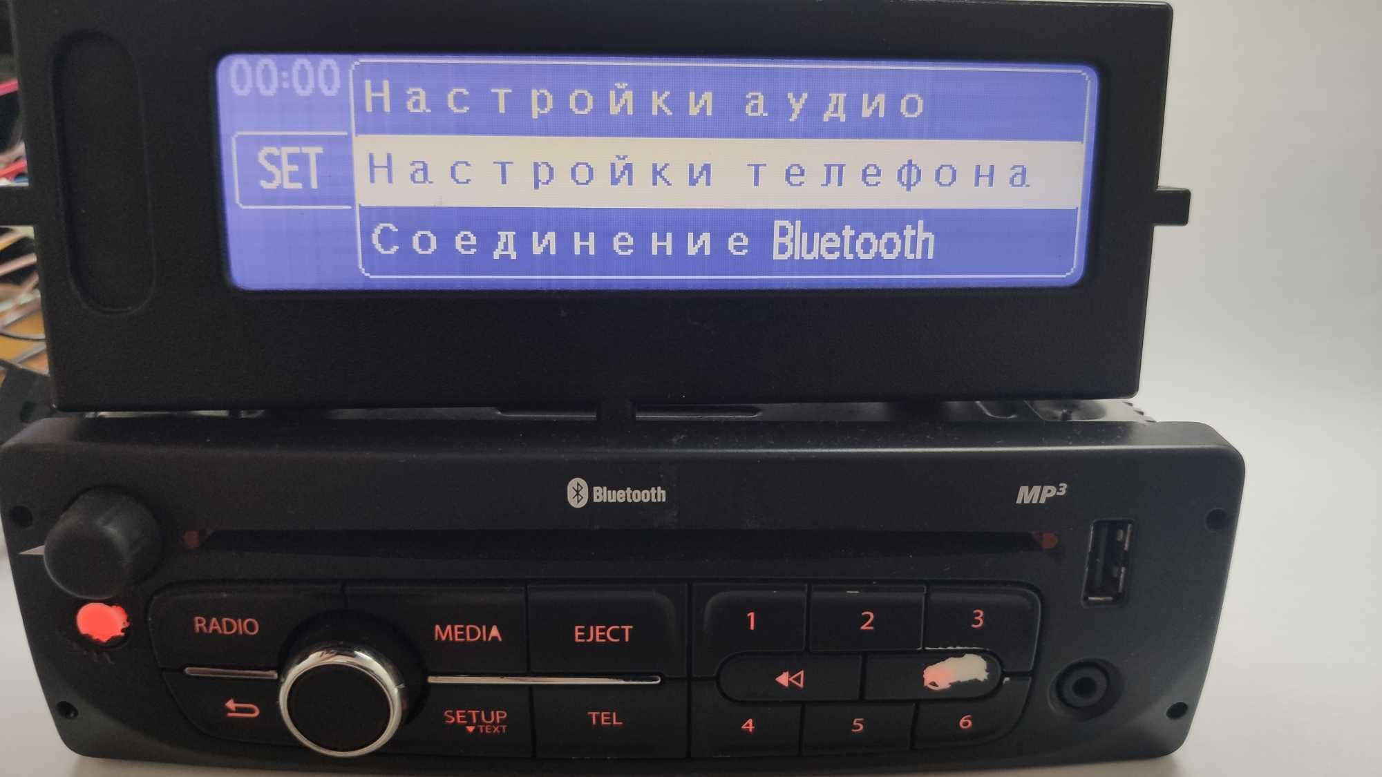 Магнитола Renault Trafic, Master, Movano с Bluetooth, USB, AUX