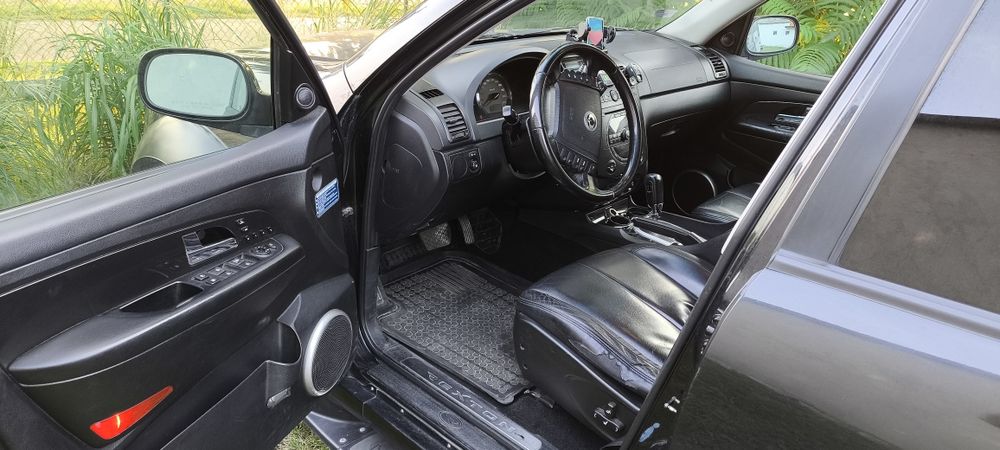 Ssangyong rexton 2