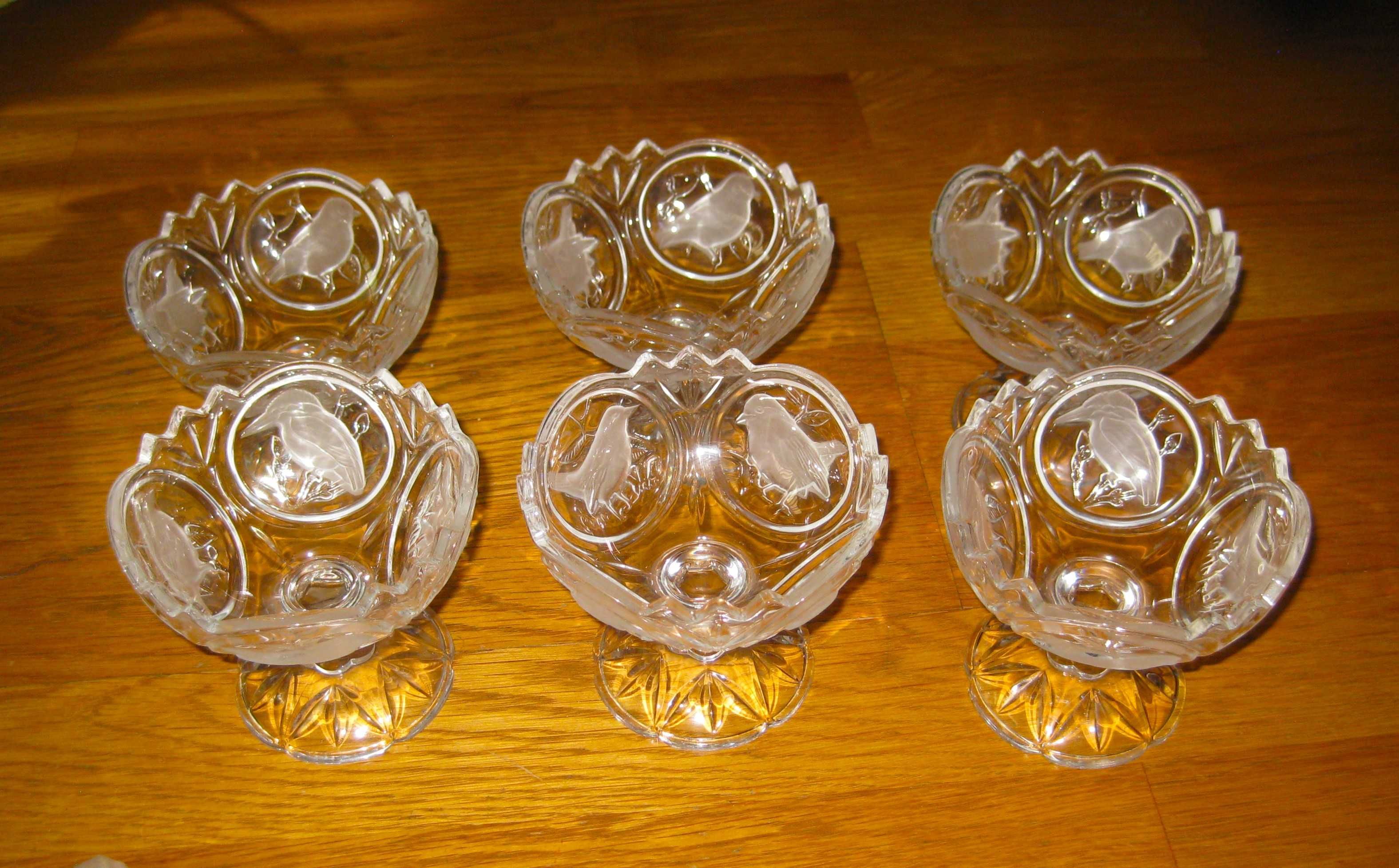 Taça grande + 6 Taças pequenas  em Cristal Lapidado d' Arques