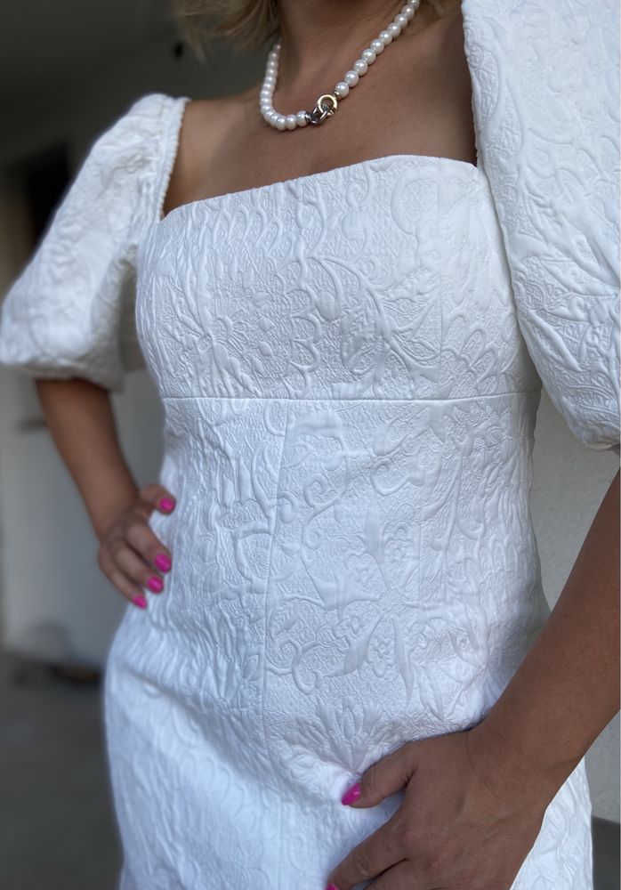 Karen Millen wyjątkowa elegancka biała sukienka bufki 42 nowa
