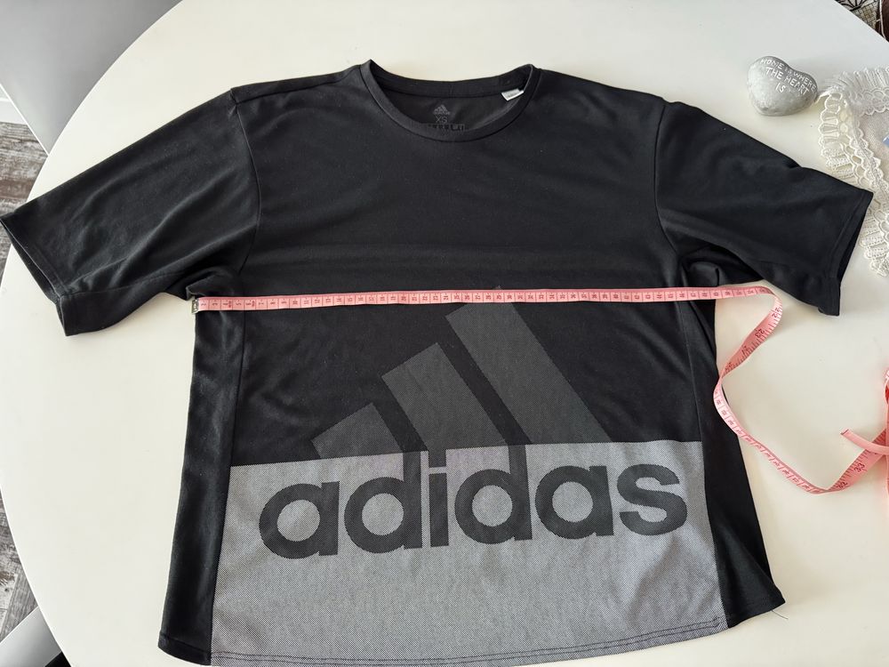 Футболка Adidas Топ Adidas оригинал S-M