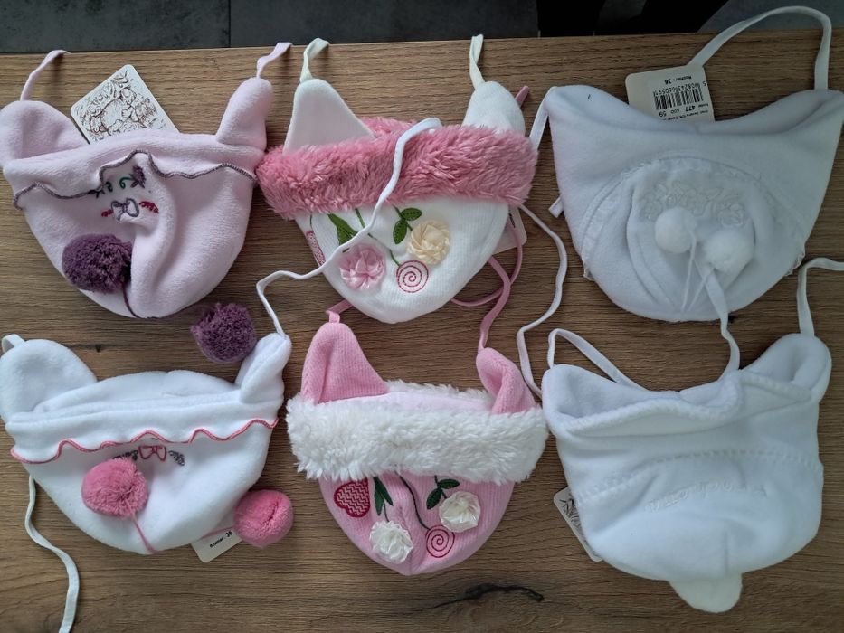 Nowe czapeczki zimowe dla dziewczynki r.36