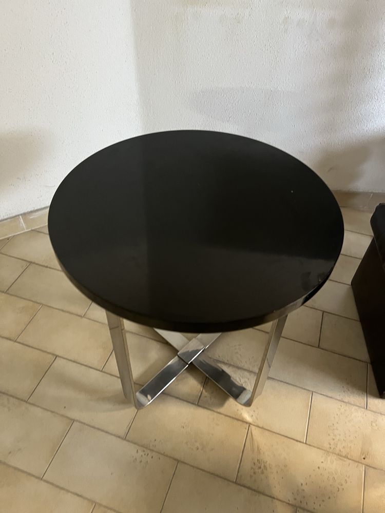 mesa de apoio Area