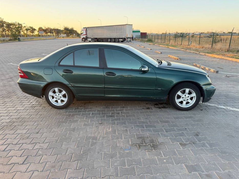 Mercedes-Benz C-Class 2000