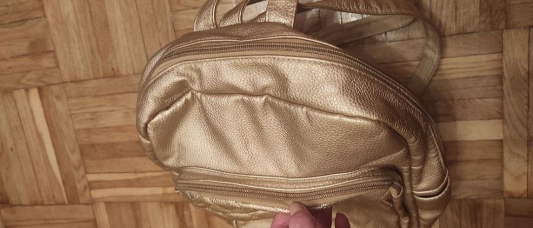 Рюкзак сумка золотого кольору