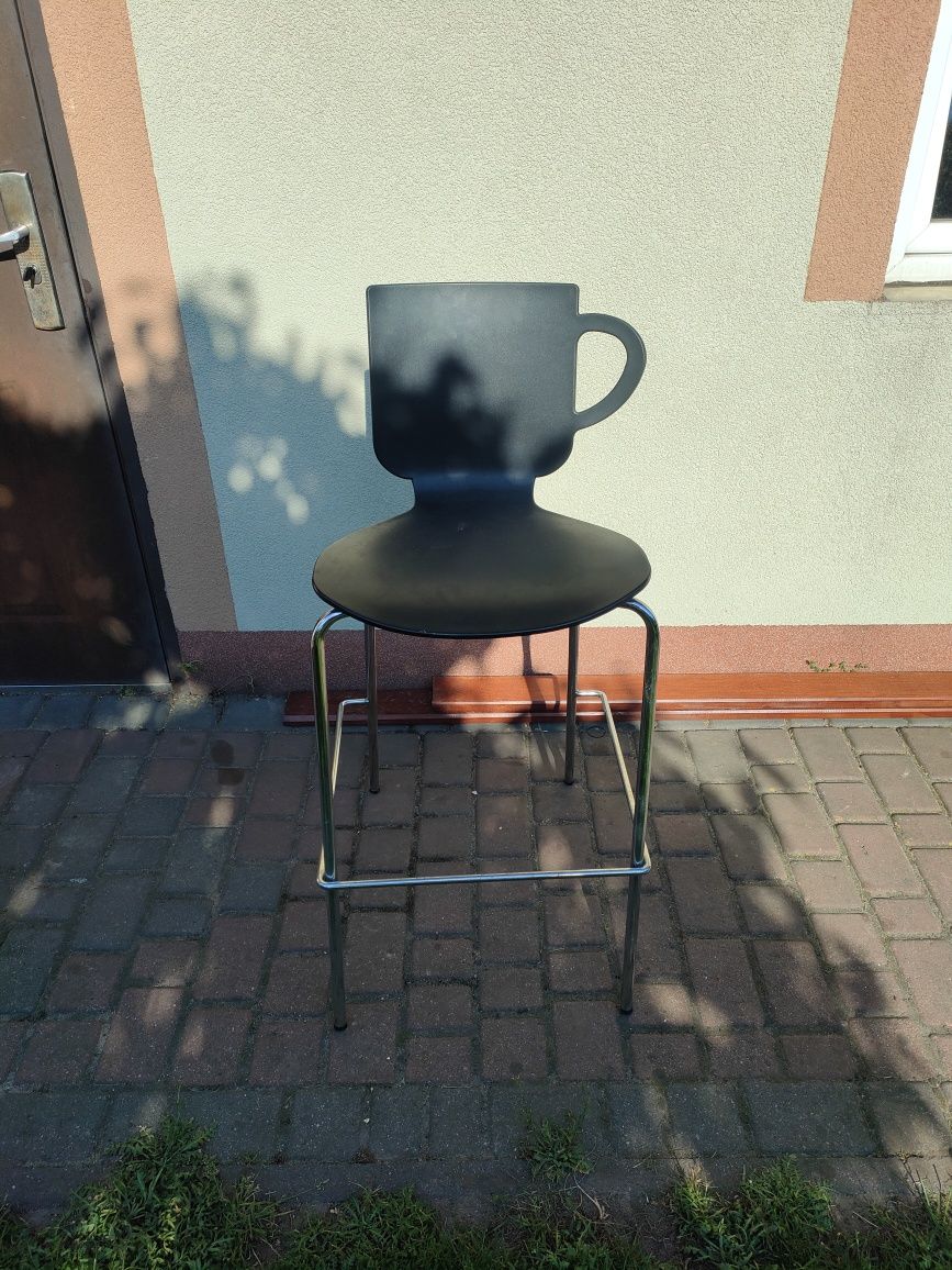 Sprzedam stoły i krzesła