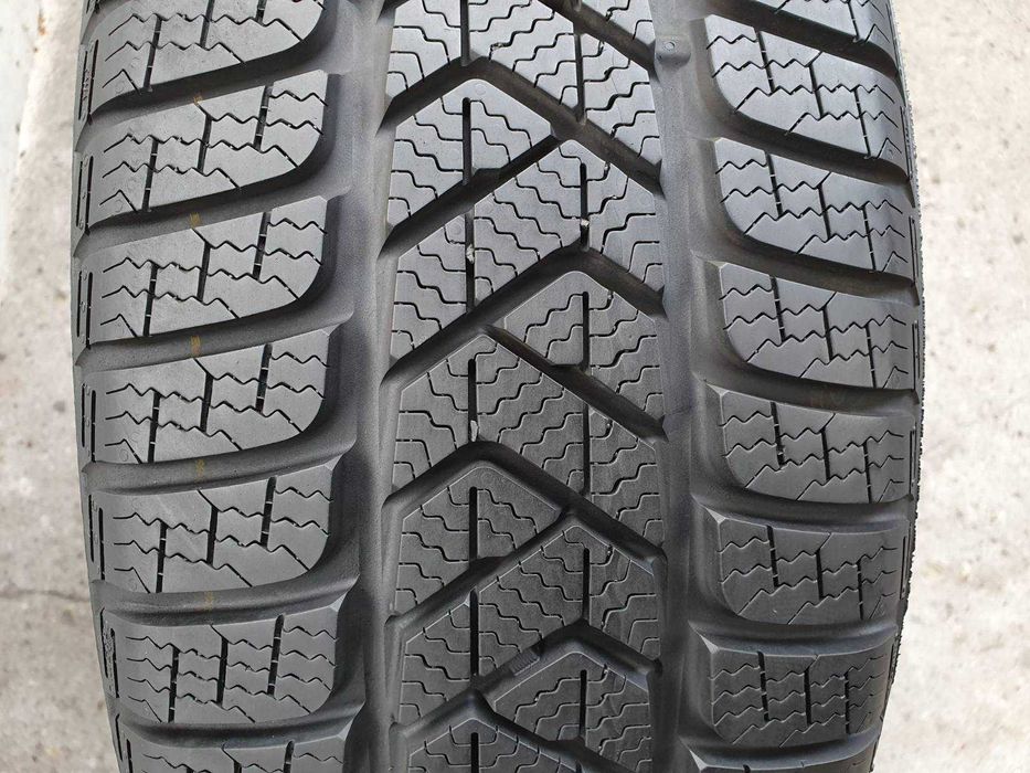 2x Pirelli Sottozero 3  215/55r17   7,4mm