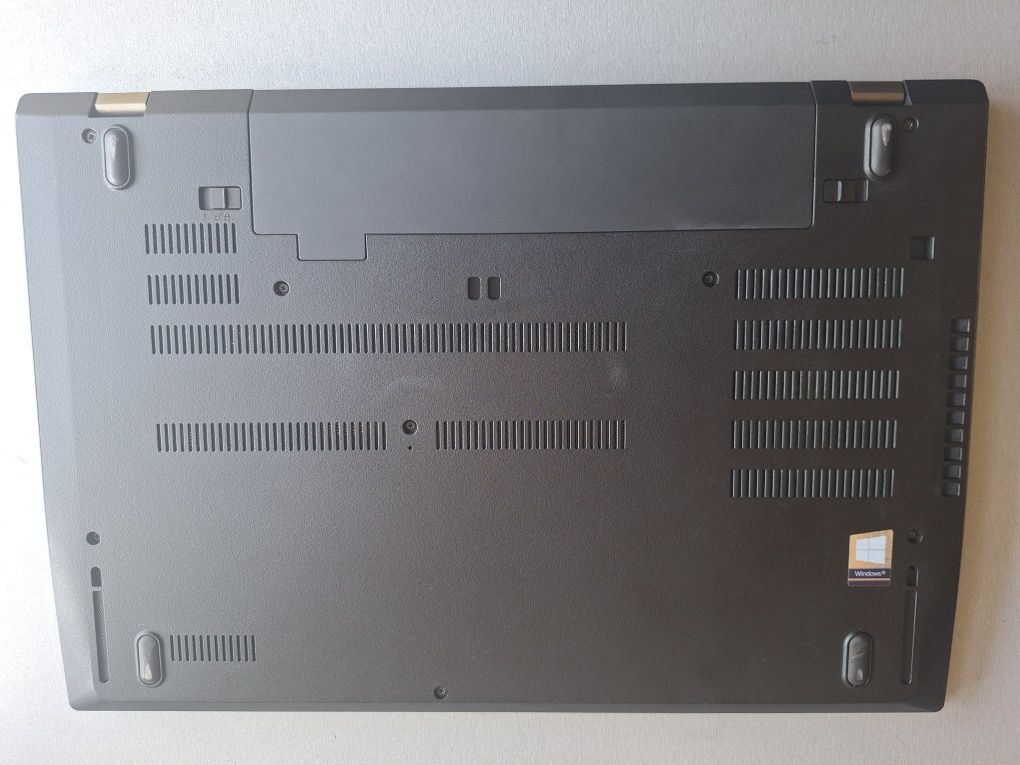 Ноутбук Lenovo thinkpad t580 сенсорний дисплей