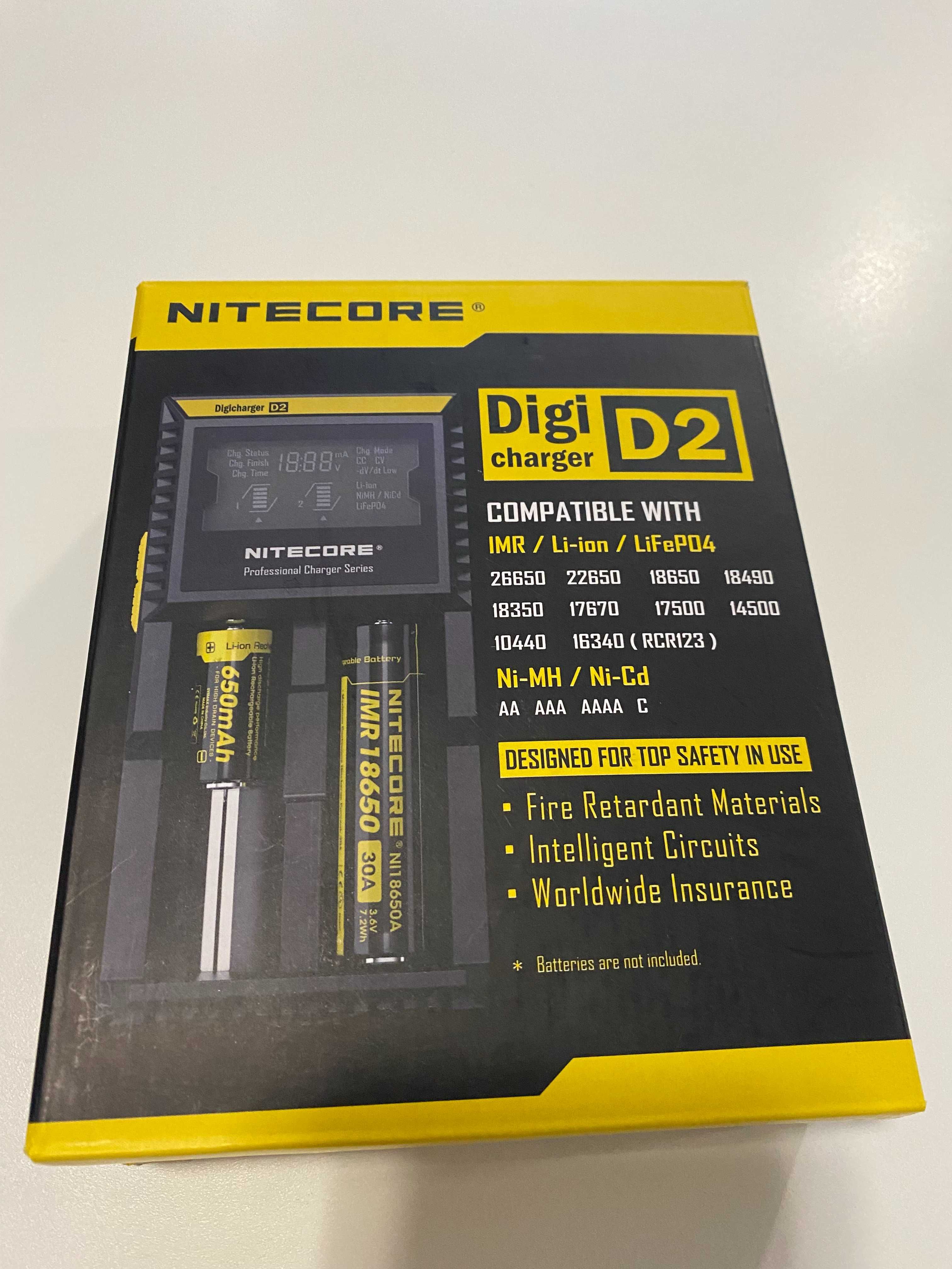 Зарядний пристрій для акумуляторів Nitecore Digicharger d2 двоканальнй