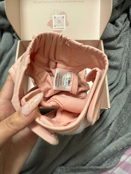 Трусики holly для собак во время течки