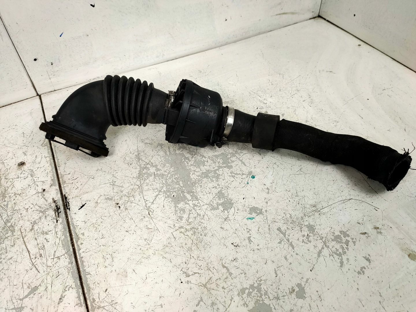 RURA WAŻ INTERCOOLERA R55 R56 R57 1.6 T 70316293