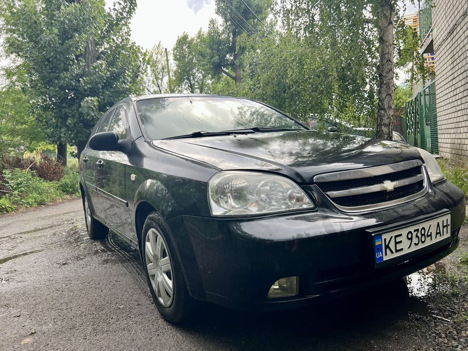 Шевроле лачетти 1.8 сед