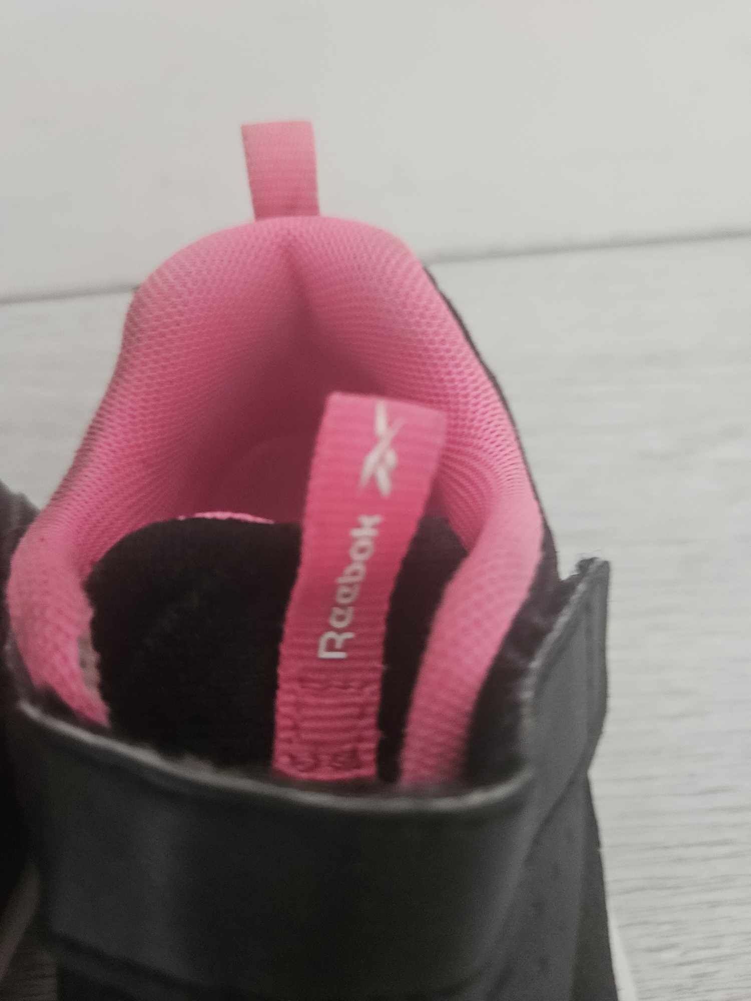 Buty reebok dla dziewczynki rozmiar 23