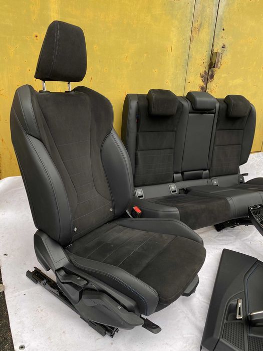 BMW X-1 U11 Салон Крісла