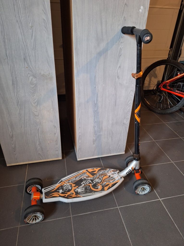 Hulajnoga, deska z kierownicą Decathlon Oxelo Stunstreet