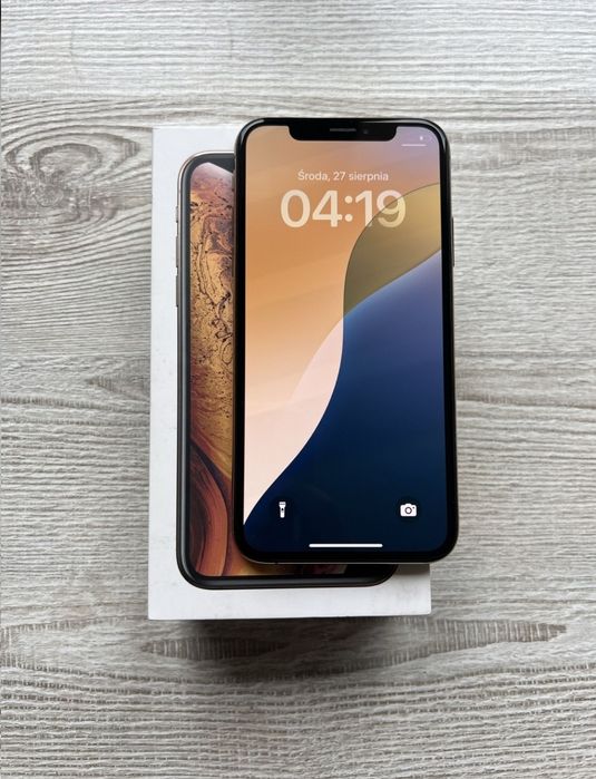 iPhone xs 100% kondycji