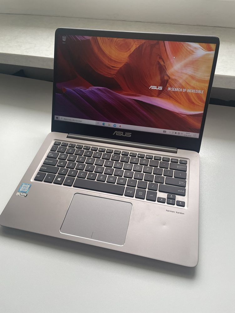 Laptop ASUS UX410U